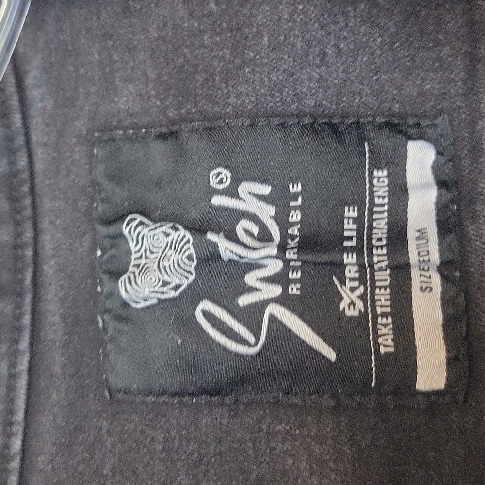 Switch Remarkable Black Distressed Embroidered Po… - image 2